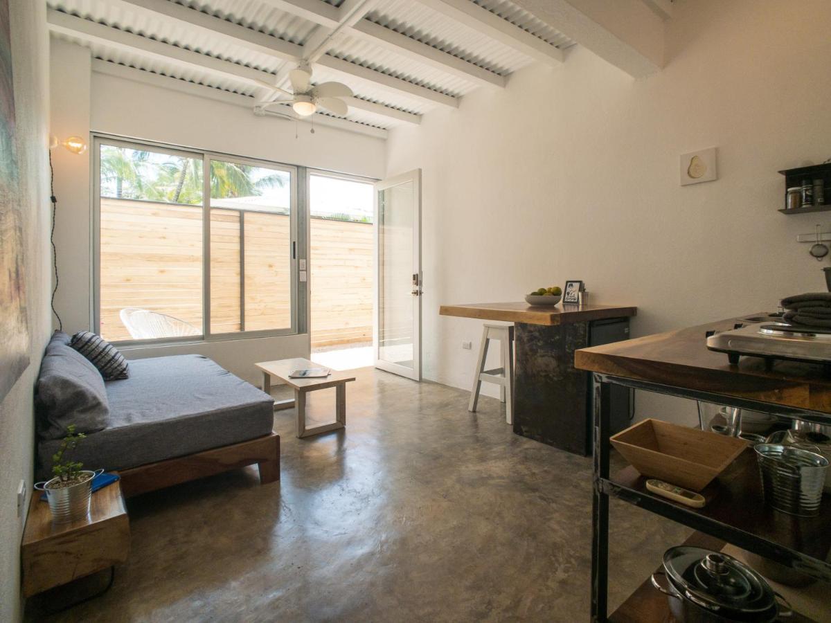 Salt Apartment *